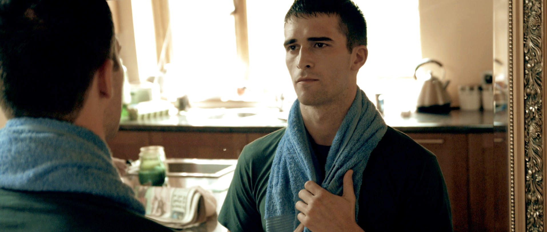 完全反应剧照的剧照