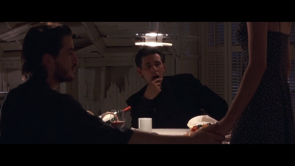 双面女蝎星剧照的剧照