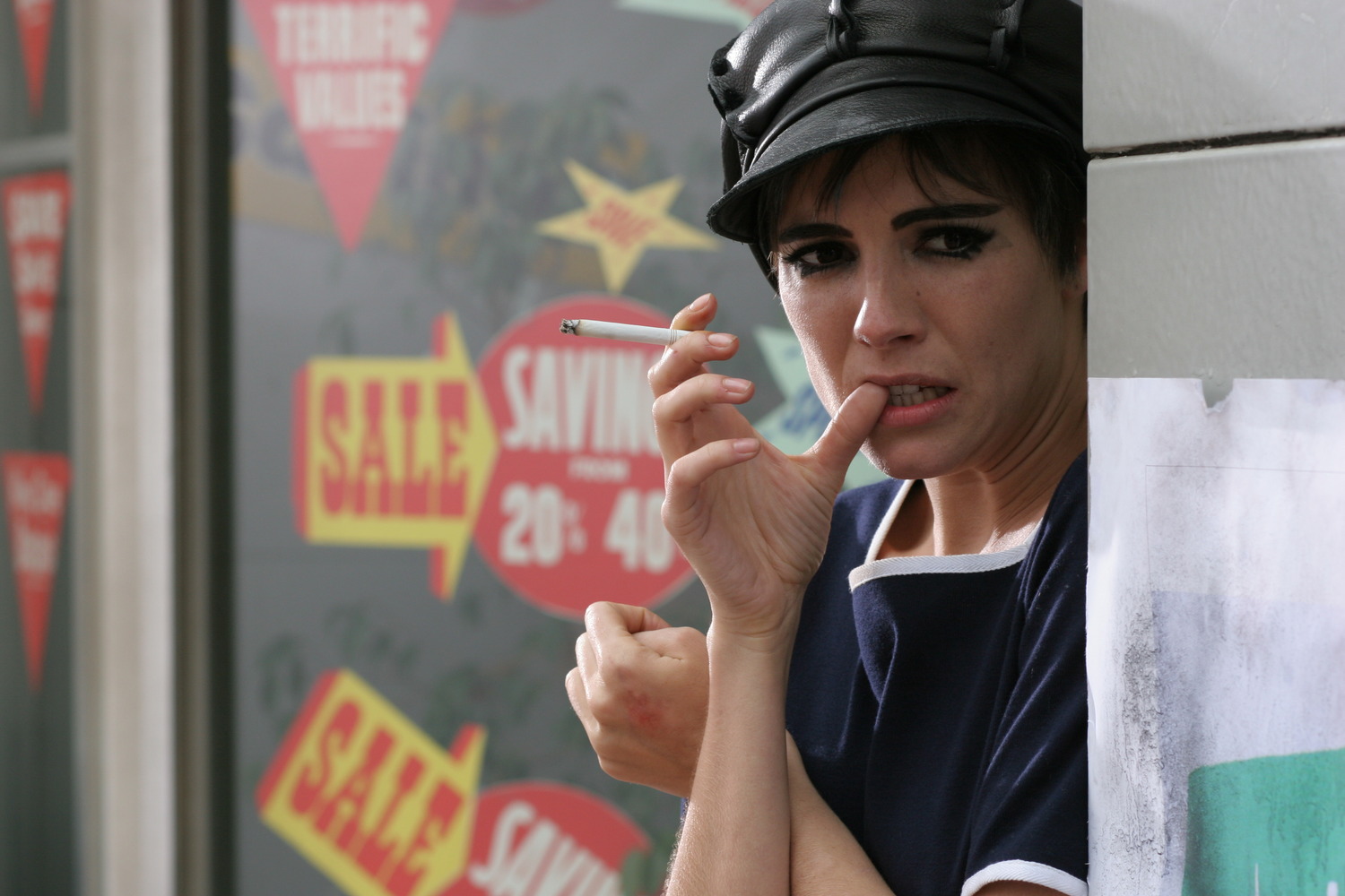 工厂女孩剧照的剧照