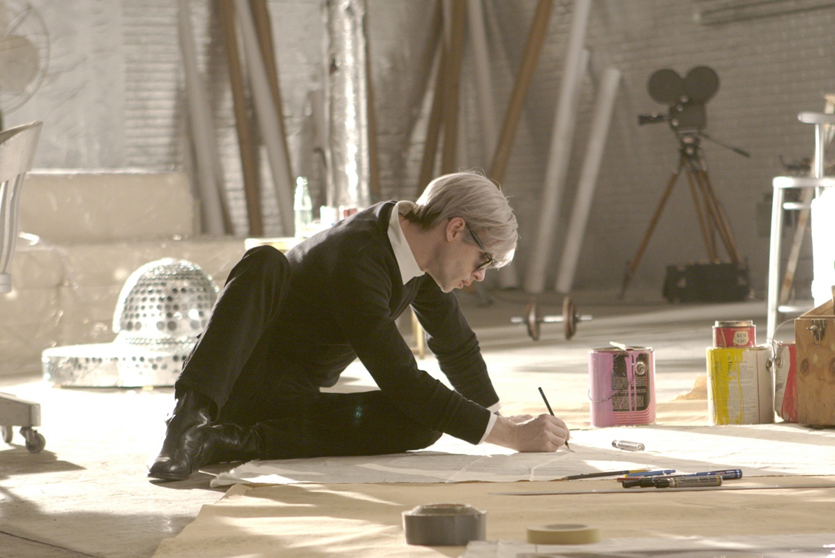 工厂女孩剧照的剧照