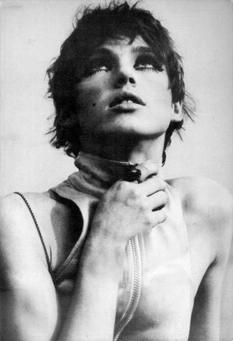 工厂女孩剧照的剧照