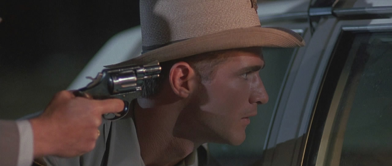 支手轰天剧照的剧照