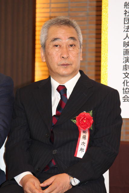 一封明信片剧照的剧照