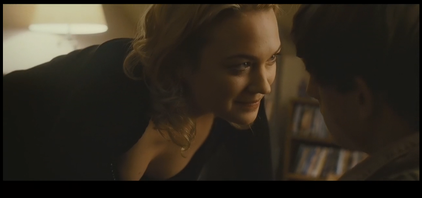 在屋顶上流浪剧照的剧照