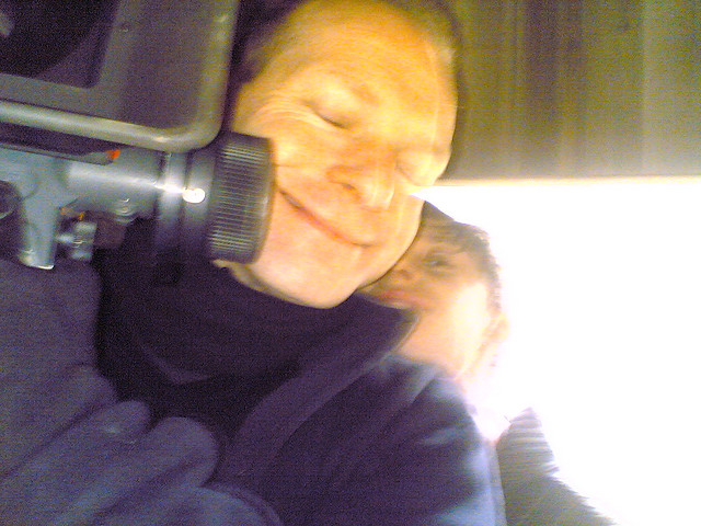 在屋顶上流浪剧照的剧照