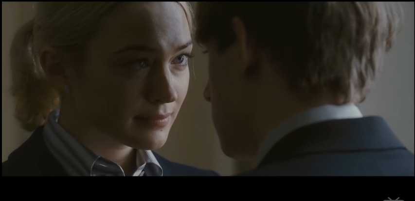 在屋顶上流浪剧照的剧照