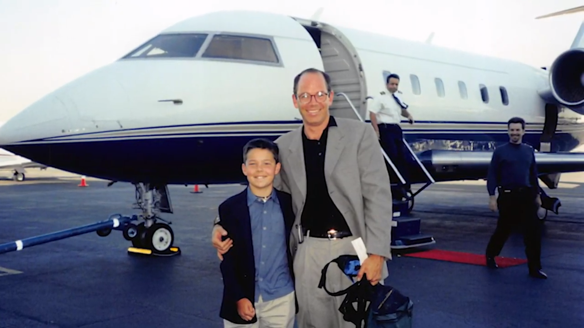 网飞对抗全世界剧照的剧照