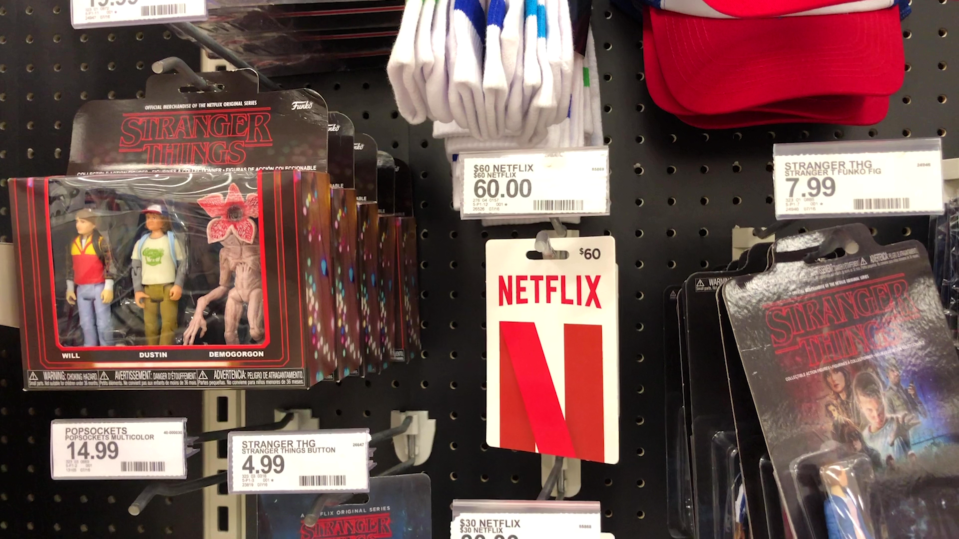 网飞对抗全世界剧照的剧照