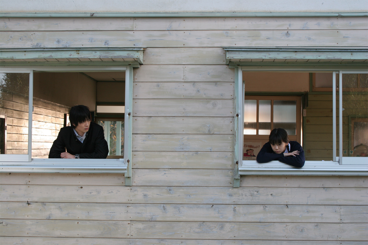 天然子结构剧照的剧照