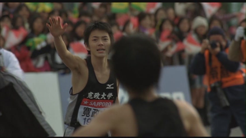 强风吹拂剧照的剧照