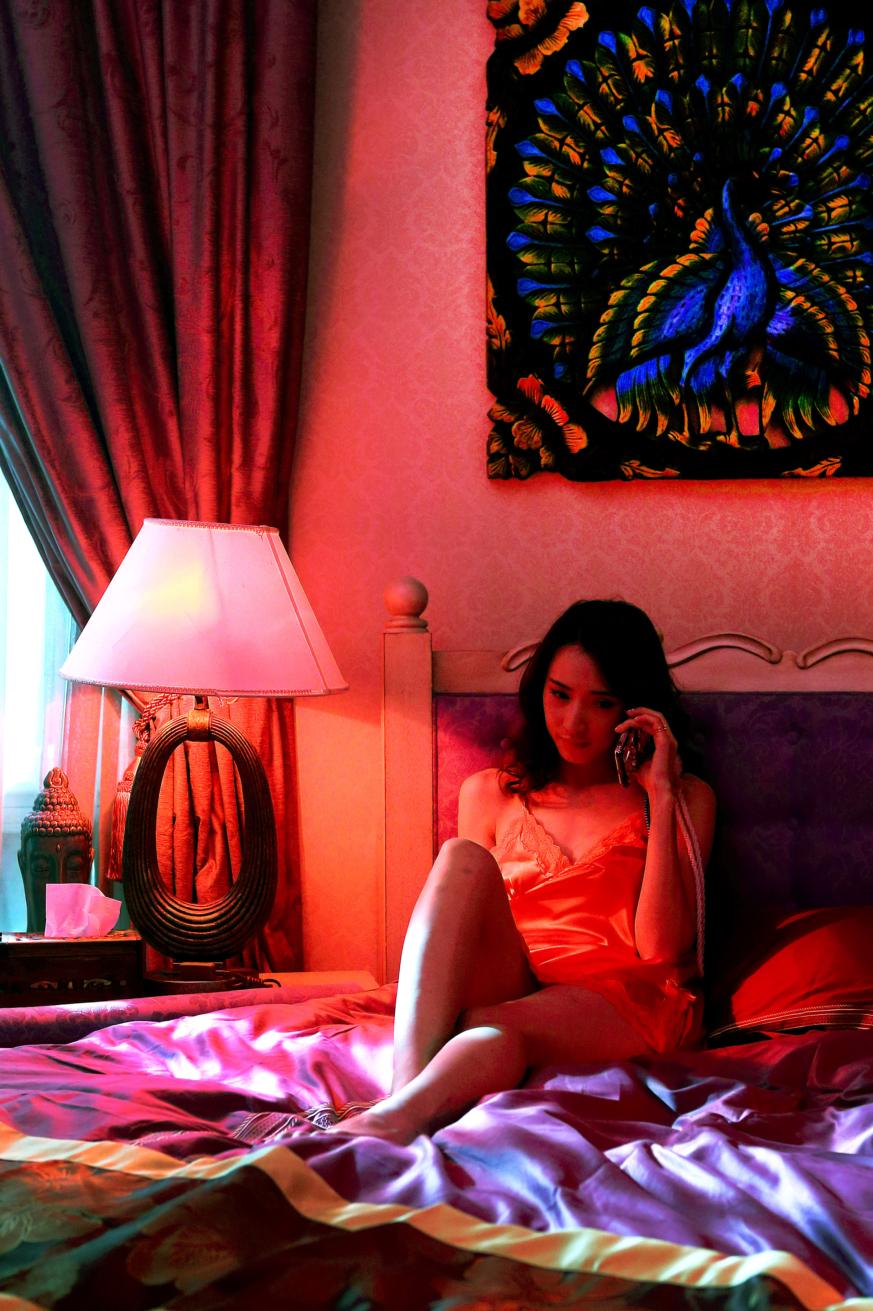 亿万懦夫剧照的剧照