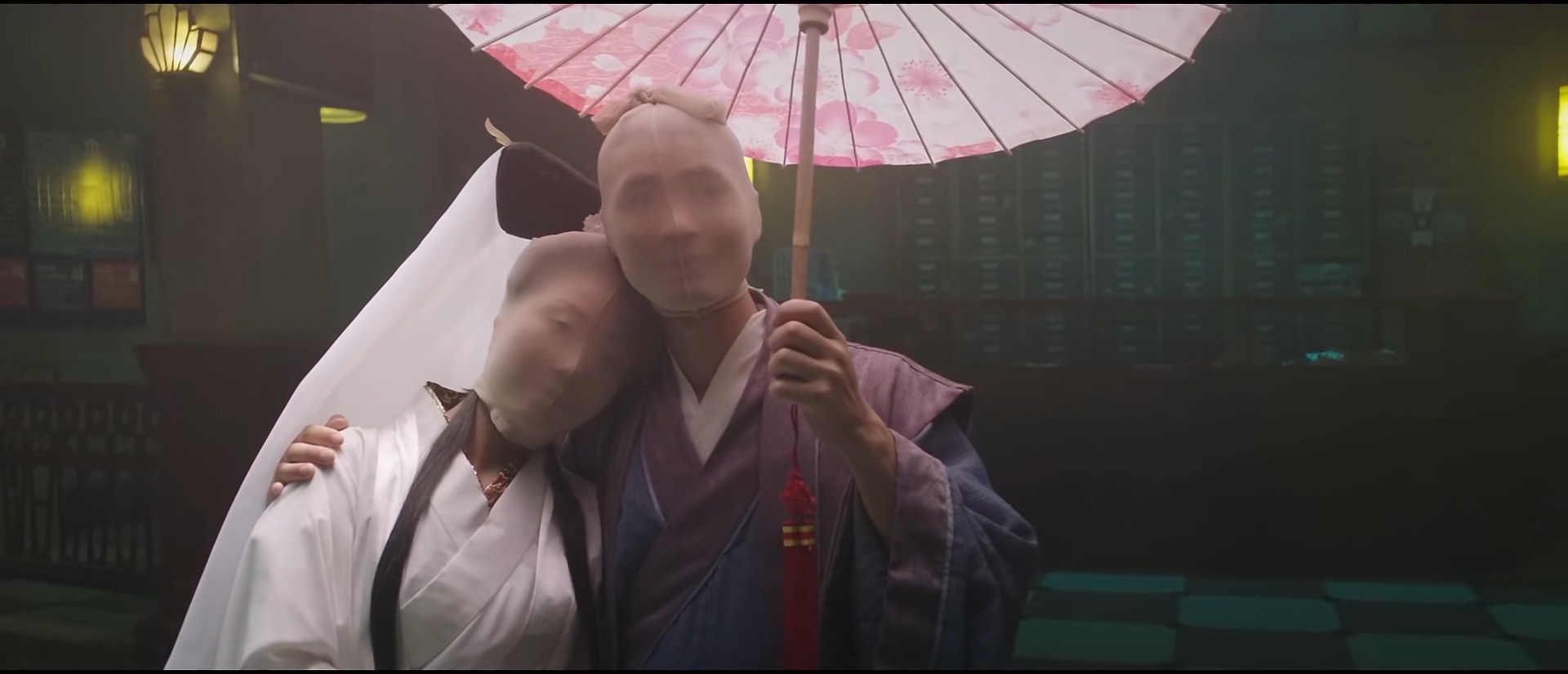 亿万懦夫剧照的剧照