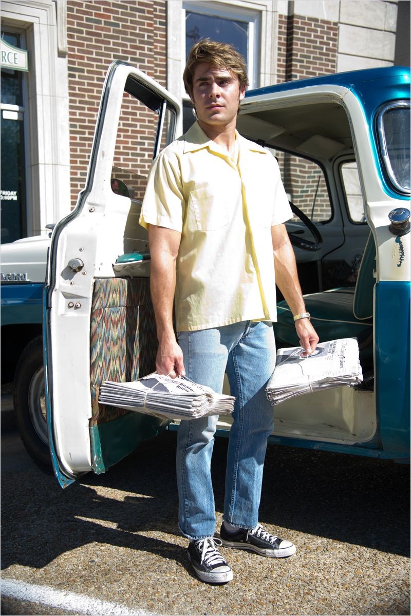 送报男孩剧照的剧照