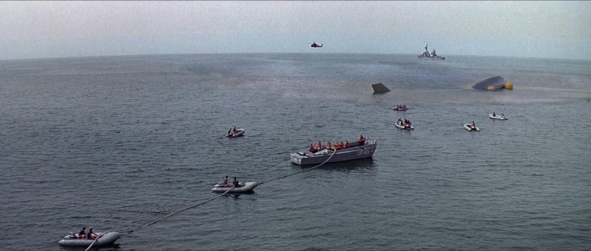 77年航空港剧照的剧照