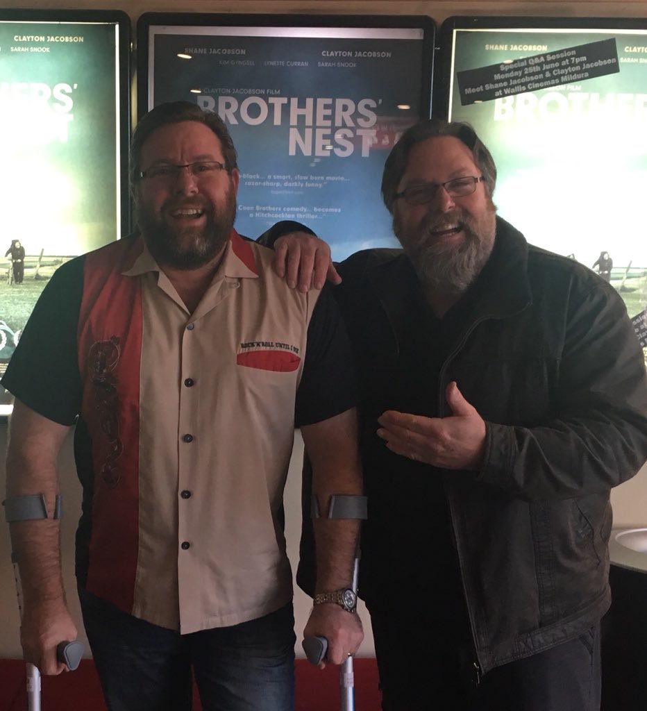 兄弟的雀巢剧照的剧照