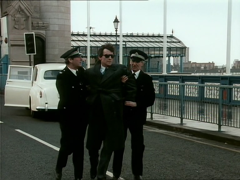 不该发生的事剧照的剧照