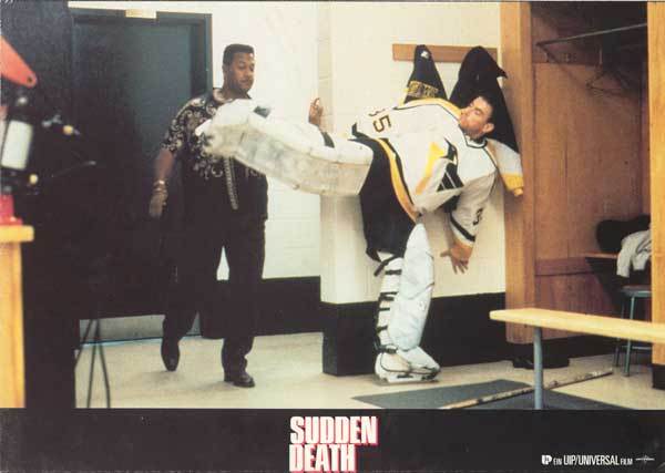 突然死亡剧照的剧照