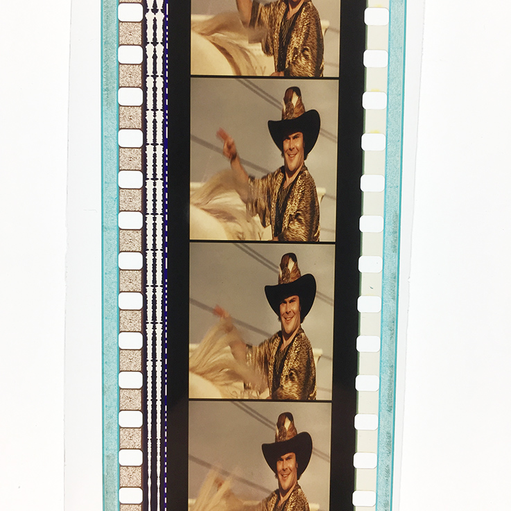 终极贱靶剧照的剧照