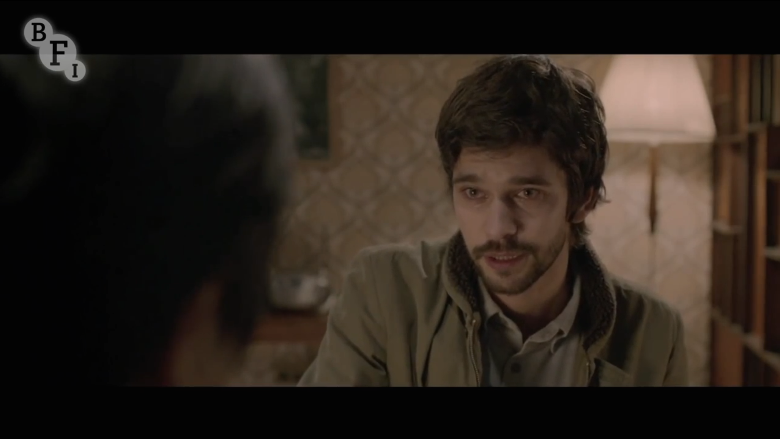 轻轻摇晃剧照的剧照