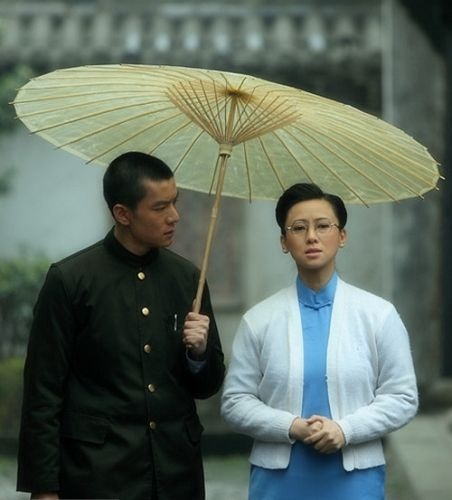 少年邓恩铭剧照的剧照