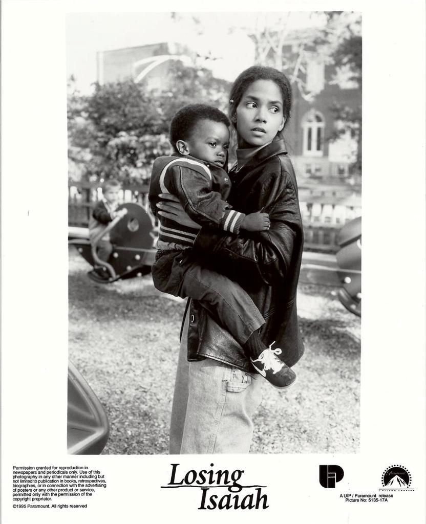 生母养母的战争剧照的剧照