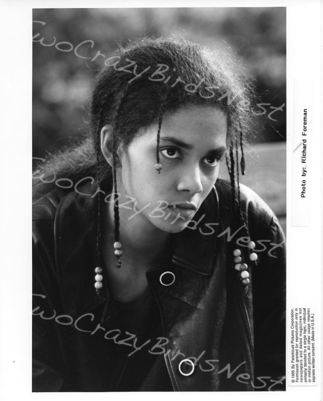 生母养母的战争剧照的剧照