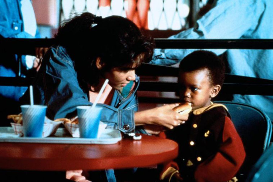 生母养母的战争剧照的剧照