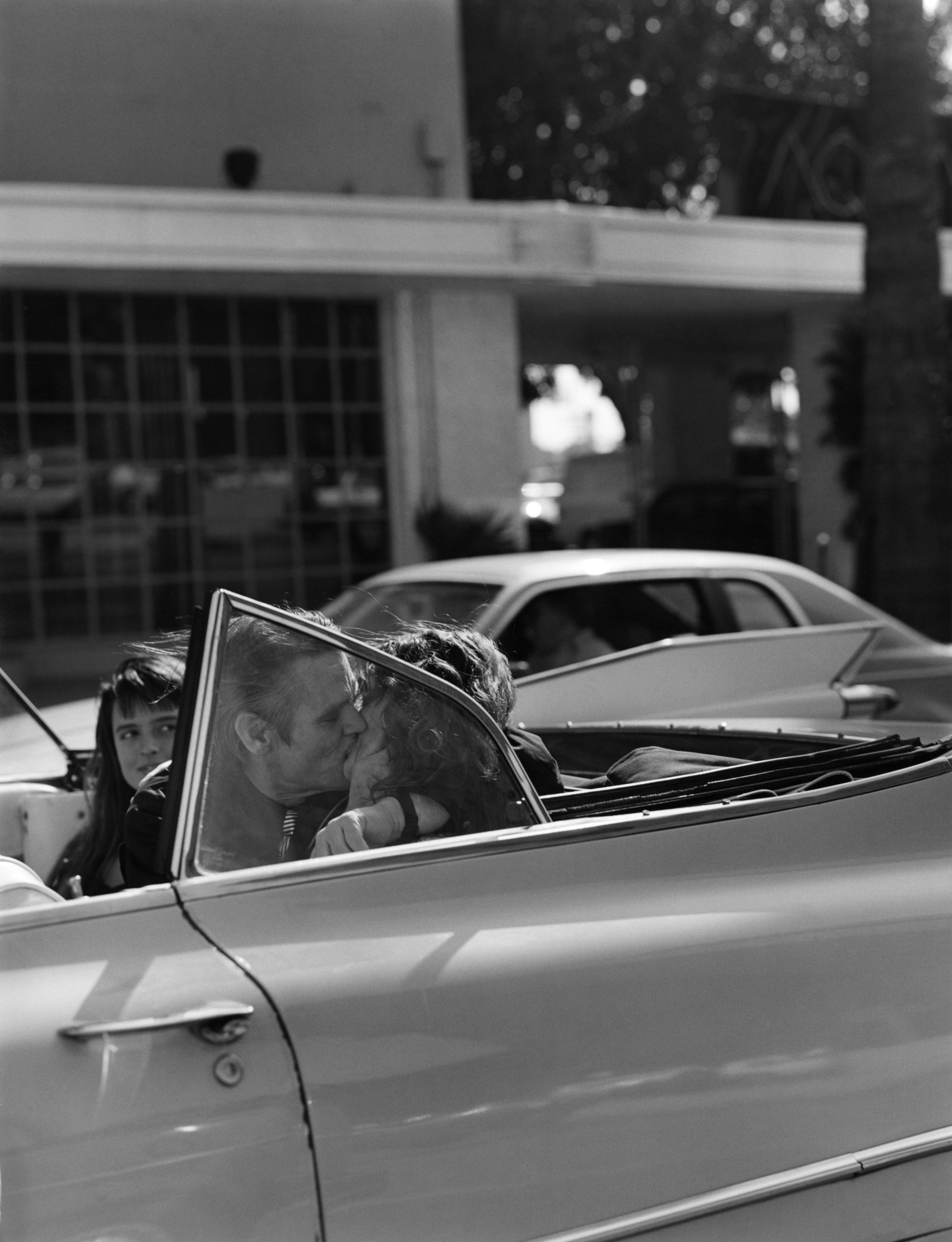 让我们一起迷失剧照的剧照