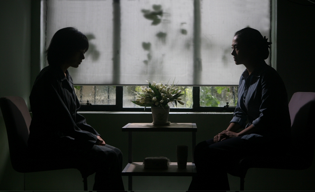 浮出水面的影子剧照的剧照