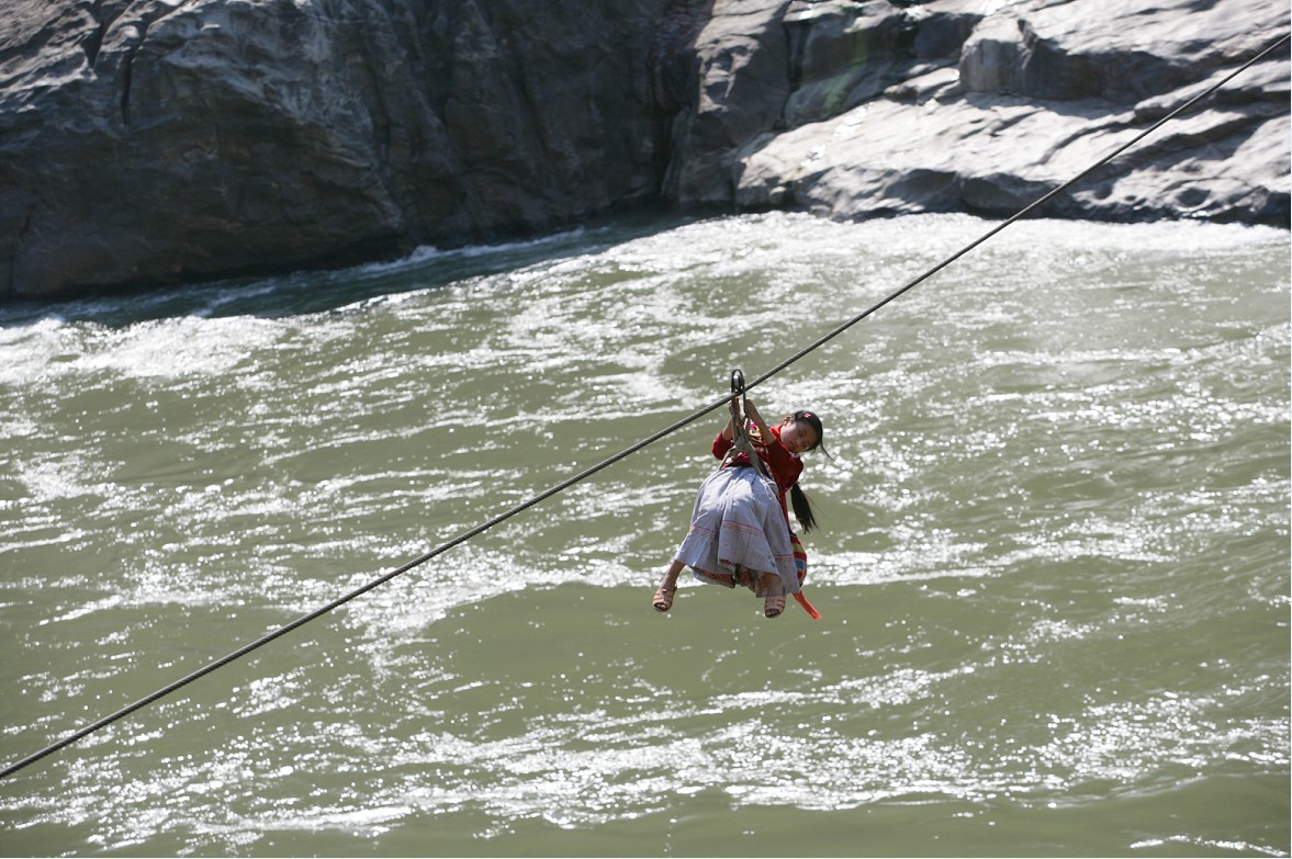 走路上学剧照的剧照