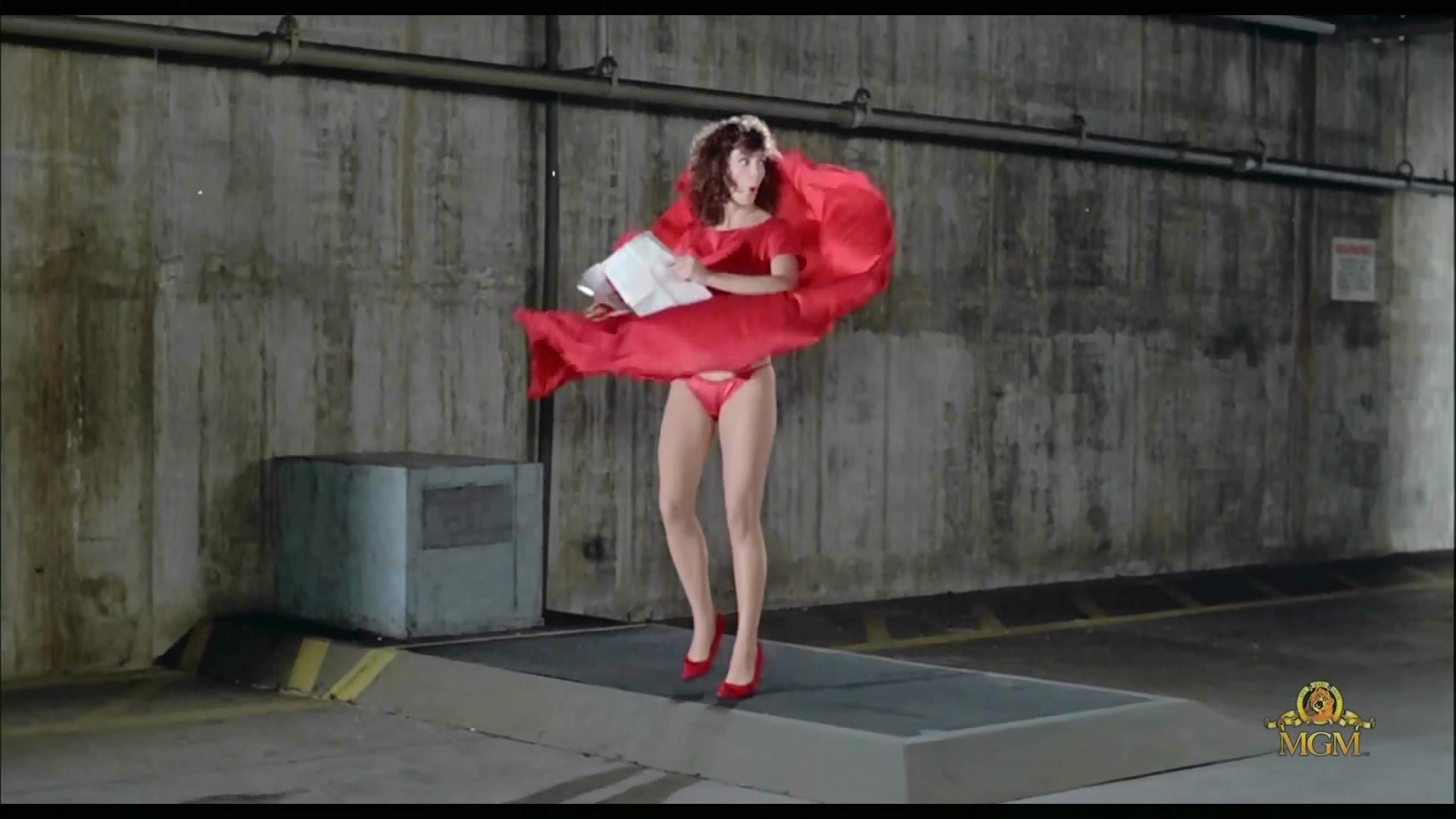 红衣女郎剧照的剧照