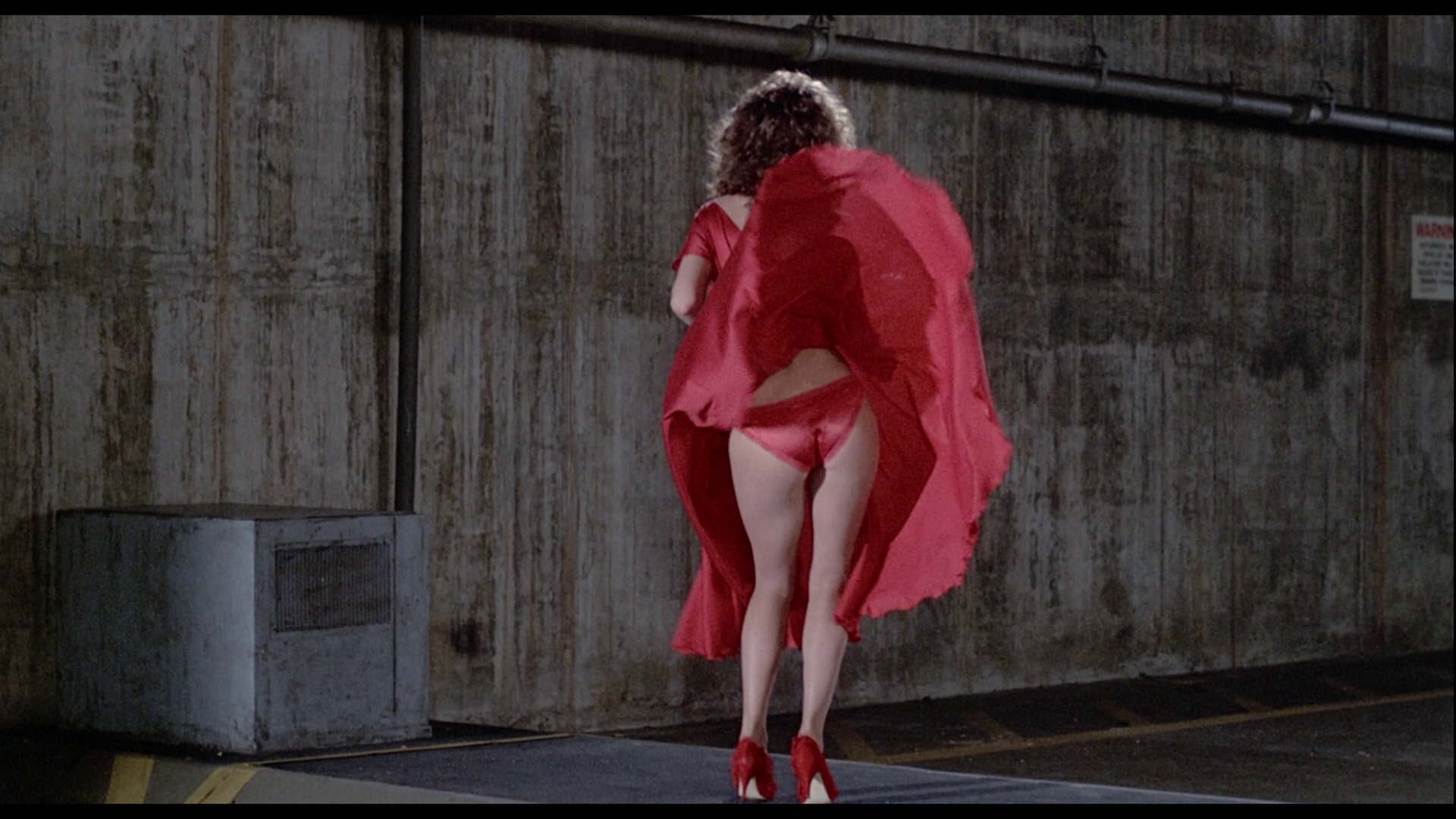 红衣女郎剧照的剧照