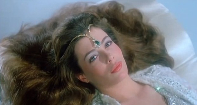 红衣女郎剧照的剧照