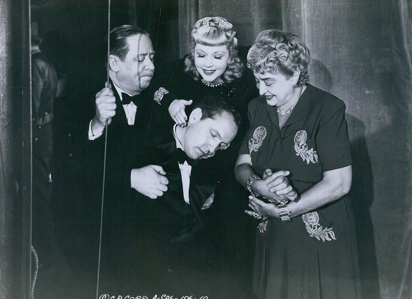 闺中艳事剧照的剧照