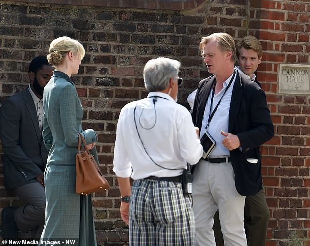 信条剧照的剧照