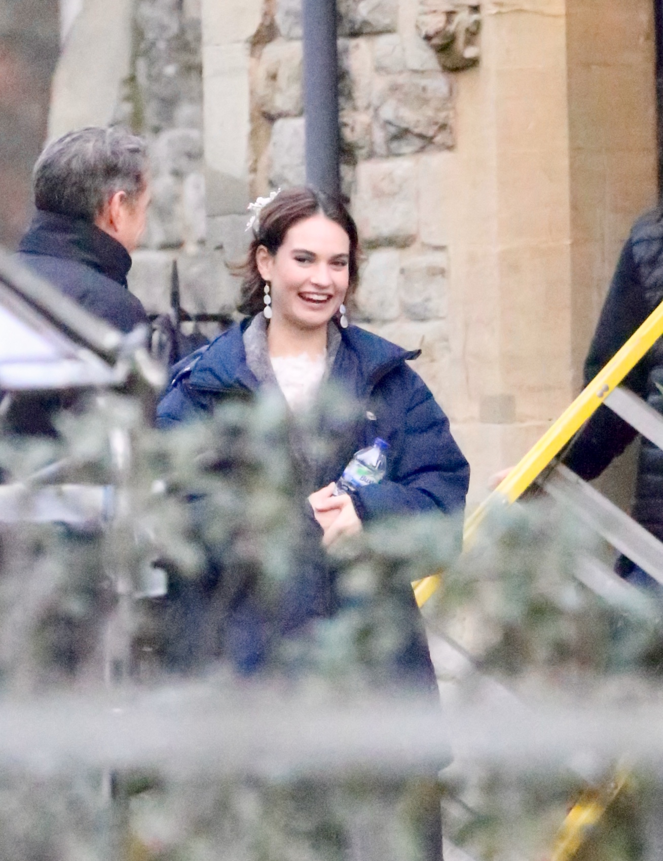 一个红鼻子日与一个婚礼剧照的剧照