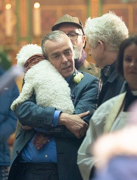 一个红鼻子日与一个婚礼剧照的剧照