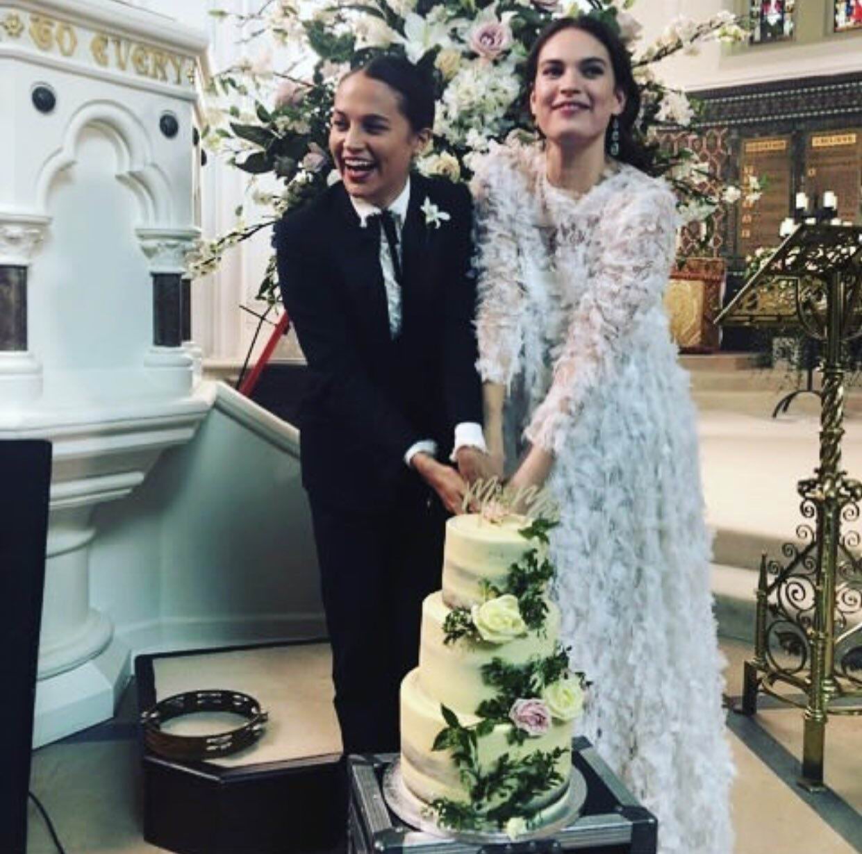 一个红鼻子日与一个婚礼剧照的剧照