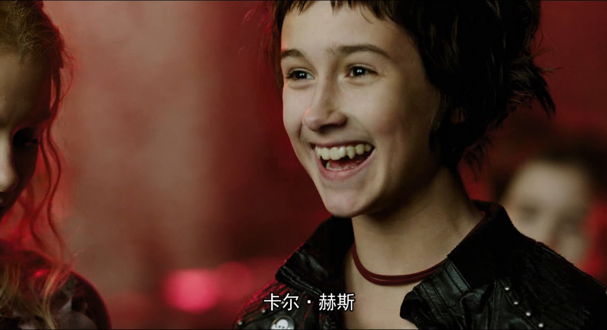 吸血鬼姐妹剧照的剧照