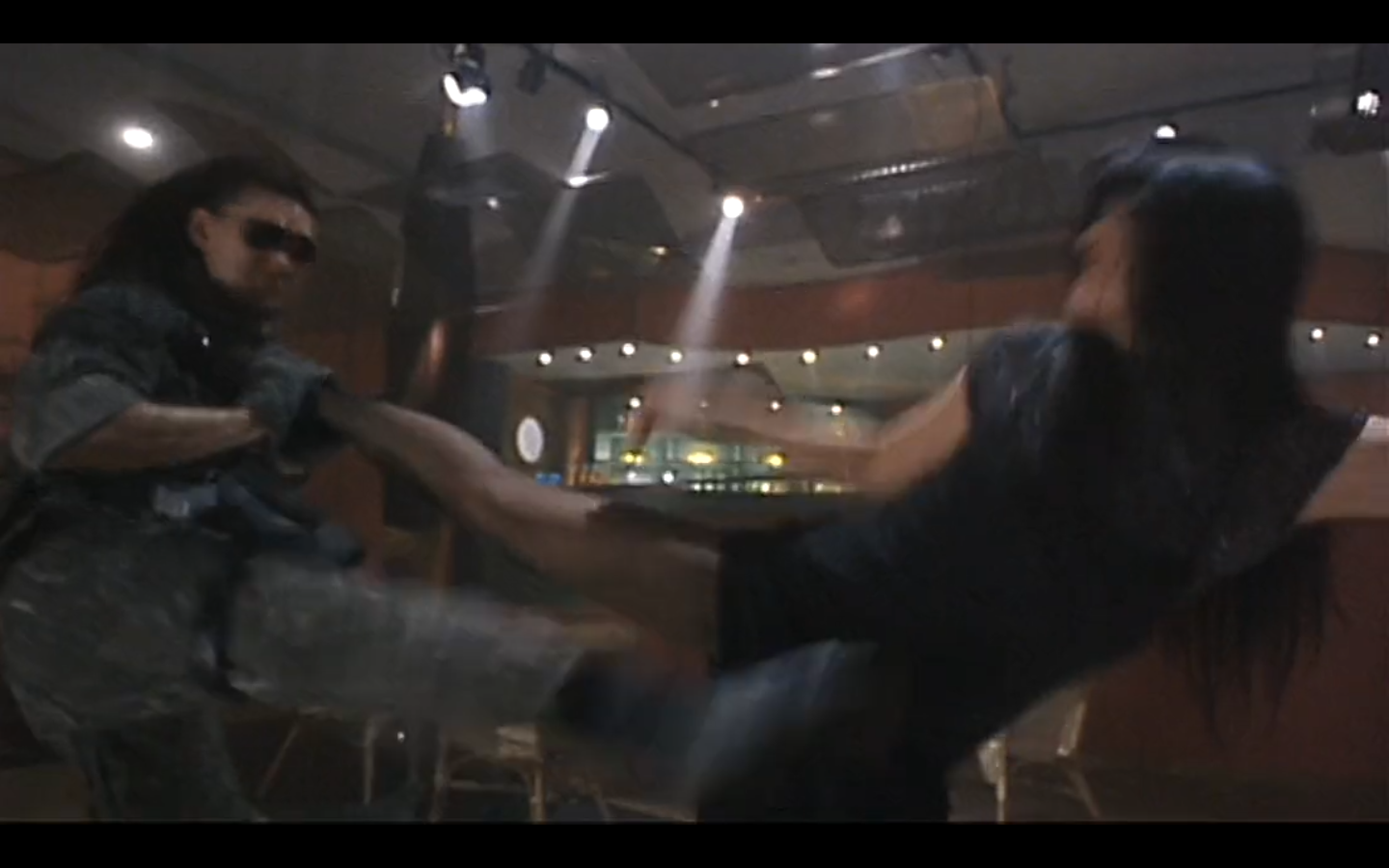 鼠胆龙威剧照的剧照