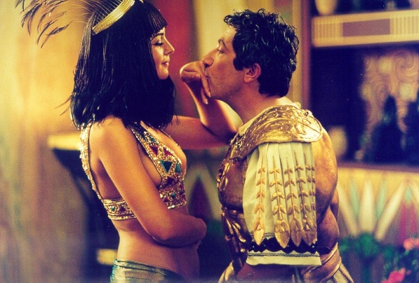 埃及艳后的任务剧照的剧照