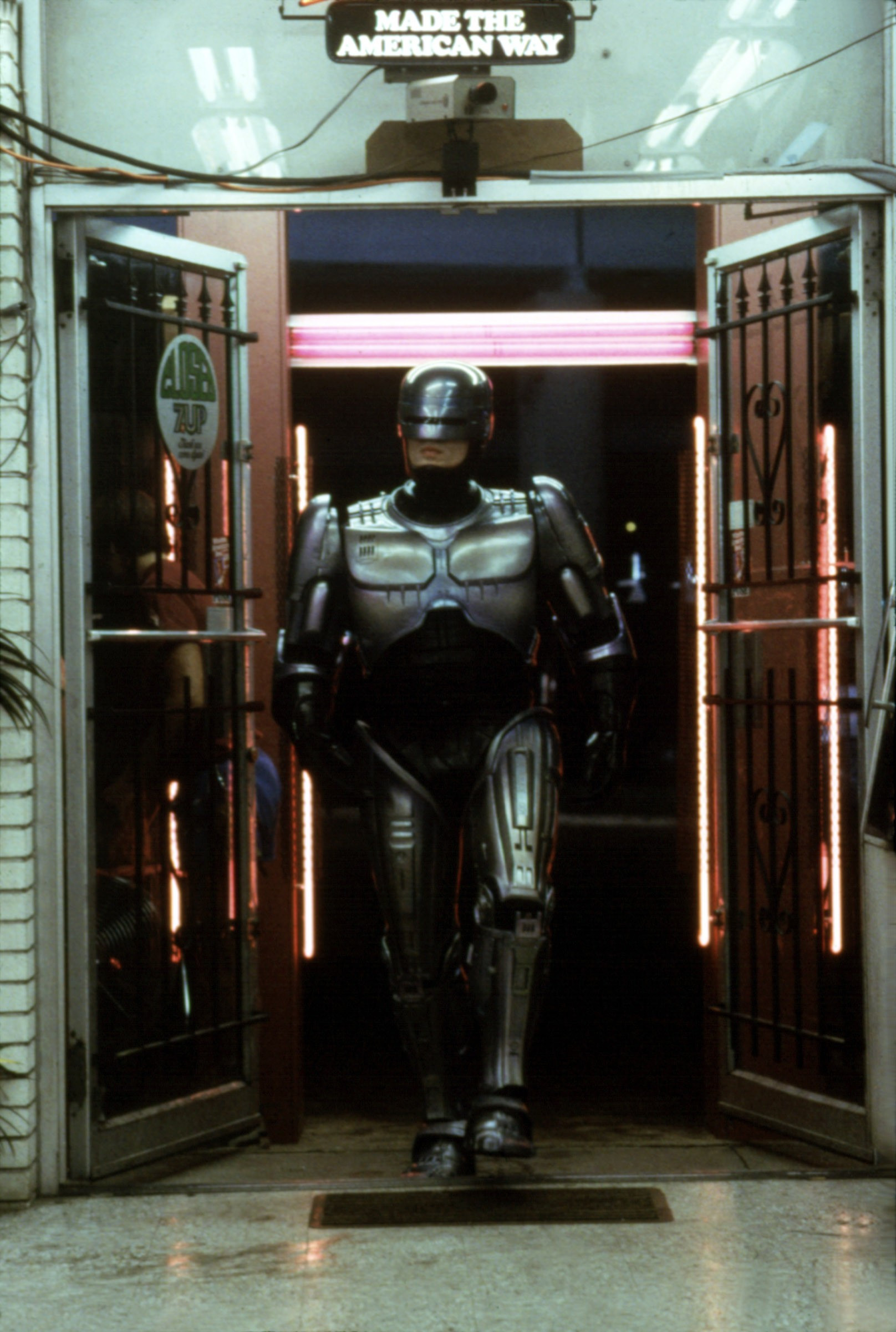 机器战警剧照的剧照