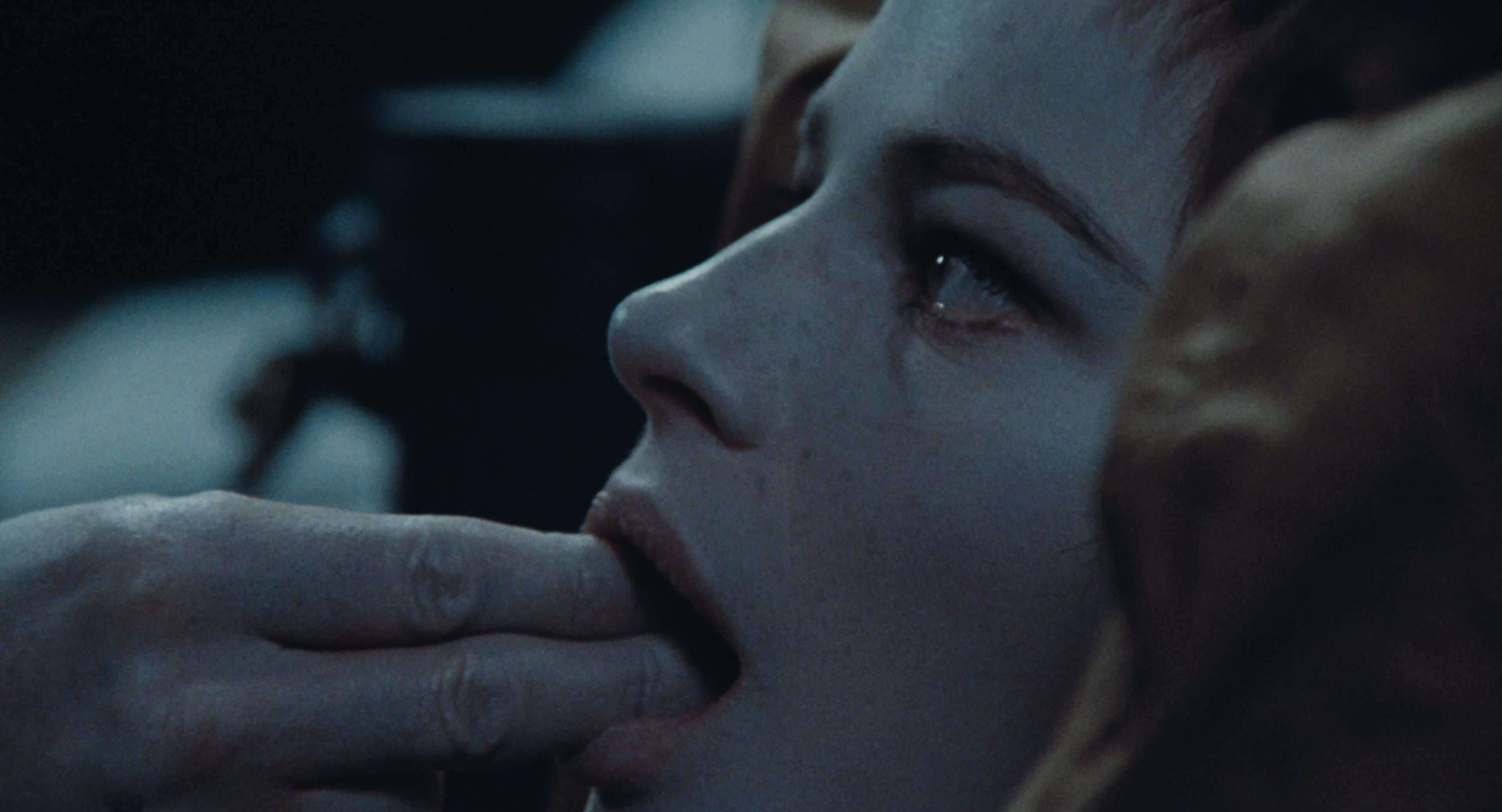 午夜守门人剧照的剧照