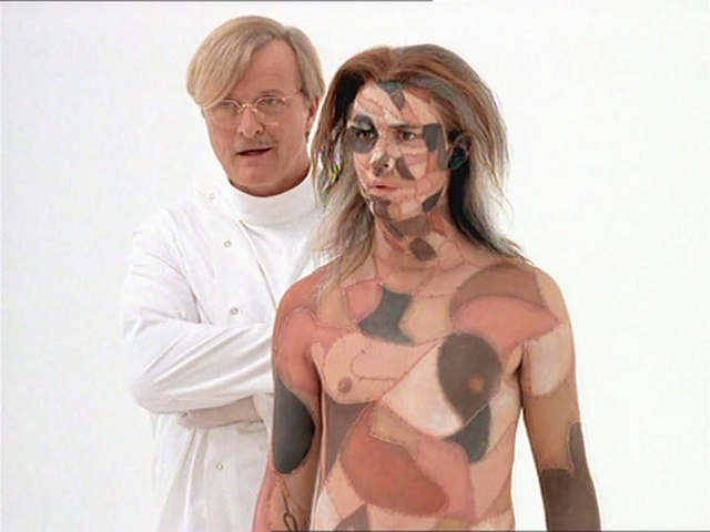 再生边缘人剧照的剧照