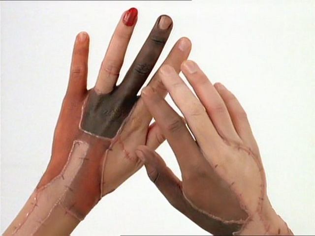 再生边缘人剧照的剧照