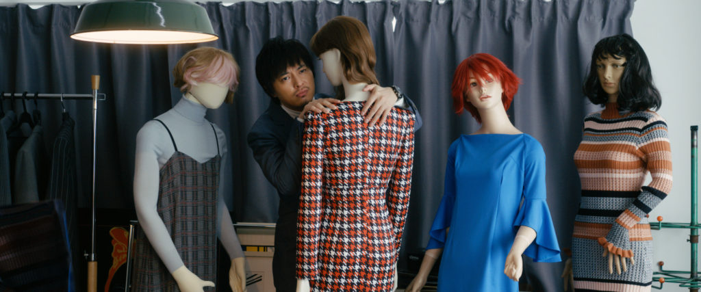 亲吻镜头！剧照的剧照