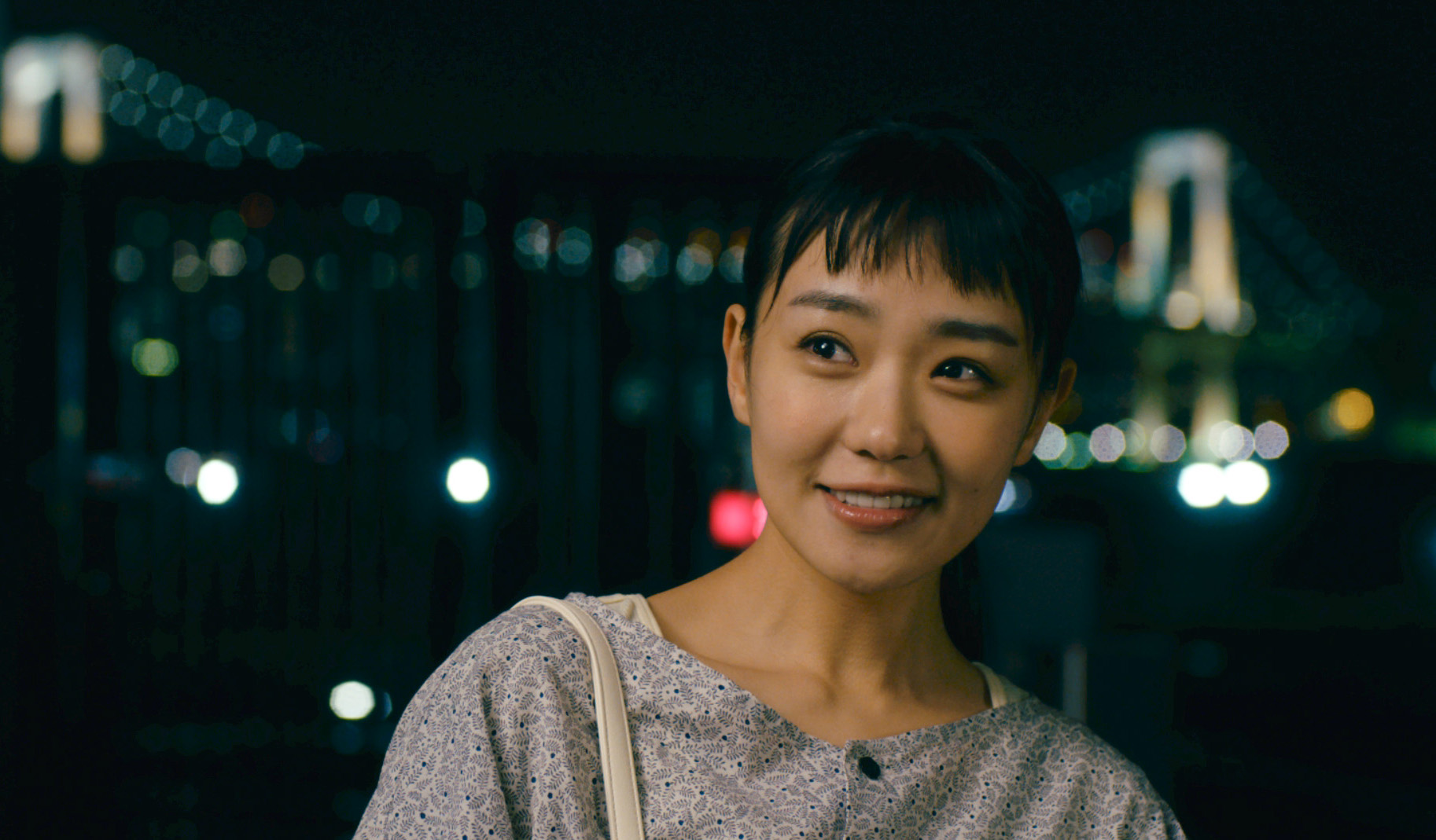 亲吻镜头！剧照的剧照