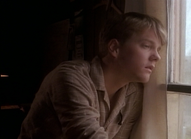 沿湾少年剧照的剧照