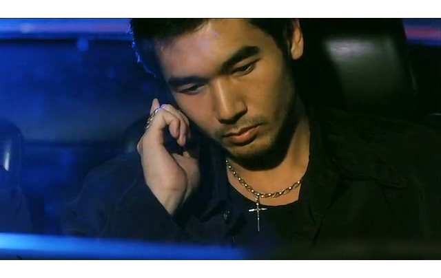 爱上百分百英雄剧照的剧照