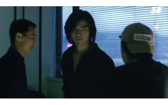 爱上百分百英雄剧照的剧照